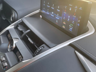 Android 13 Lexus NX300 foto 3