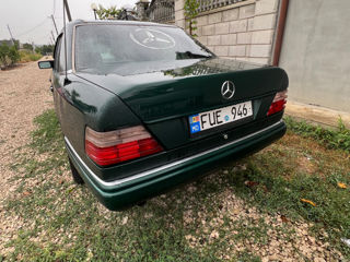 Mercedes Series (W124) foto 5