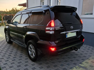 Toyota Land Cruiser Prado foto 4