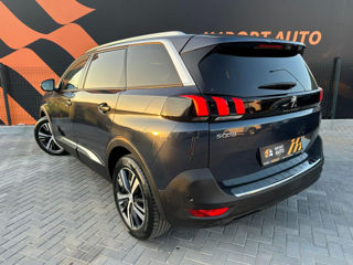 Peugeot 5008 foto 3