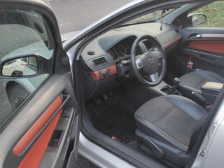 Opel Astra foto 8