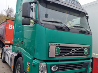 Volvo FH foto 2