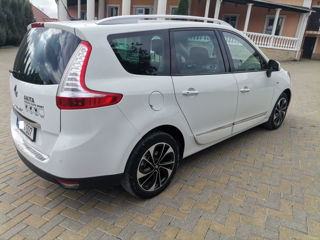 Renault Grand Scenic foto 3