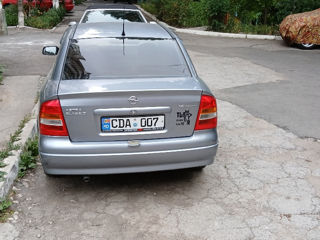 Opel Astra foto 7