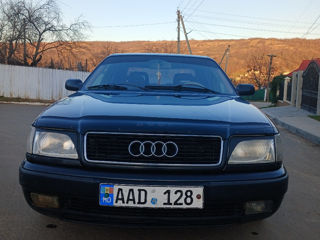 Audi 100