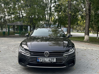 Volkswagen Passat foto 2