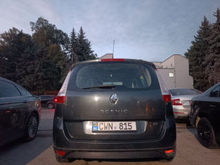 Renault Grand Scenic foto 2