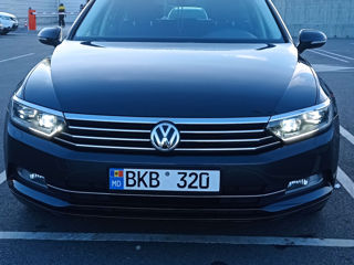 Volkswagen Passat foto 2