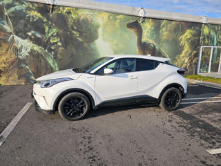 Toyota C-HR foto 3