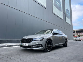 Skoda Superb foto 2