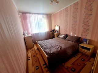 Apartament spațios cu 3 camere, zonă liniștită și curată, s.Danceni foto 5