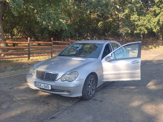 Mercedes C-Class