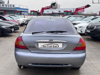 Ford Mondeo foto 5