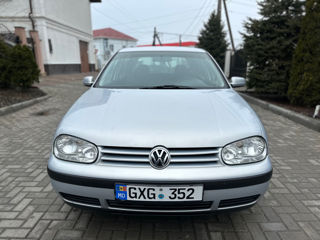 Volkswagen Golf foto 2