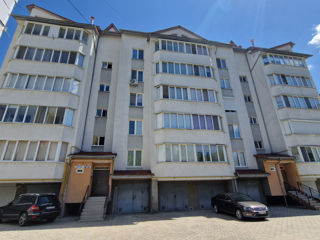 Apartament cu 4 camere, 202 m², Buiucani, Chișinău