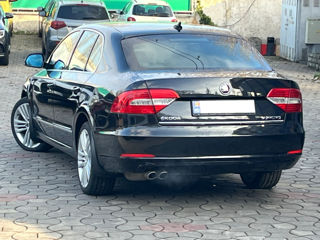 Skoda Superb foto 5