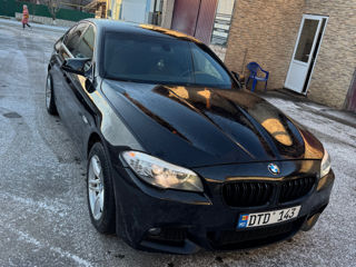 BMW 5 Series foto 3