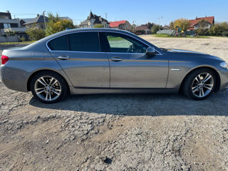 BMW 5 Series foto 4