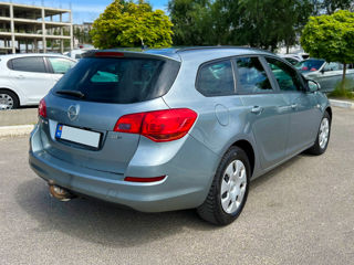 Opel Astra фото 5