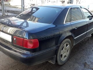 Audi A8 foto 2