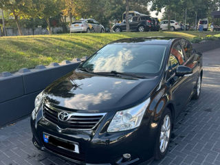 Toyota Avensis foto 1