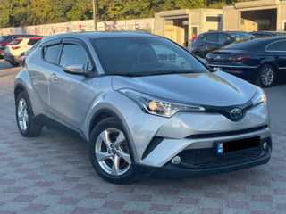 Toyota C-HR foto 5