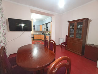 Apartament cu 4 camere, 130 m², 8 cartier, Bălți foto 9