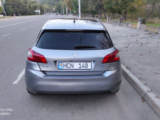 Peugeot 308 foto 4