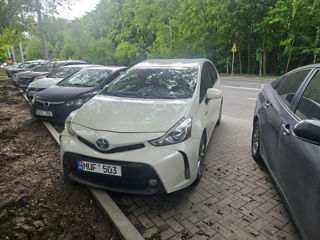 Toyota Prius v, 2016 г.