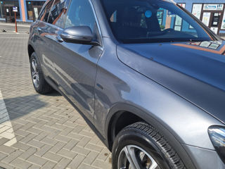 Mercedes GLC foto 4