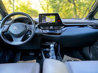 Toyota C-HR foto 9