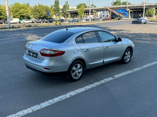 Renault Fluence foto 6