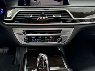 BMW 7 Series foto 6