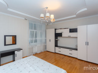 Apartament cu 4 camere, 108 m², Buiucani, Chișinău foto 5