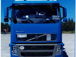 Volvo FH12 foto 1