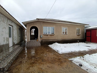 Продам два дома в Корлатянах, рядом с Бельцами. Vând două case în Corlățeni, în apropiere de Bălți. foto 1