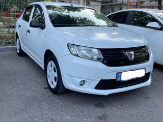 Dacia Logan foto 3