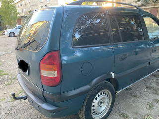 Opel Zafira foto 5