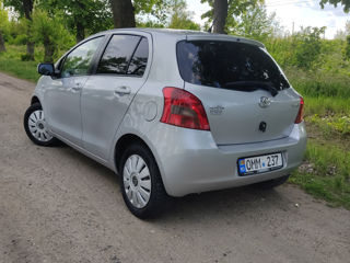 Toyota Yaris foto 6