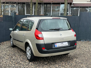 Renault Grand Scenic foto 4