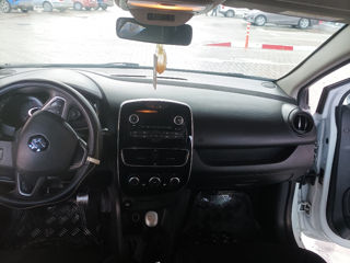 Renault Clio foto 5