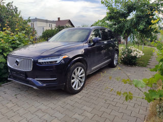 Volvo XC90 foto 1