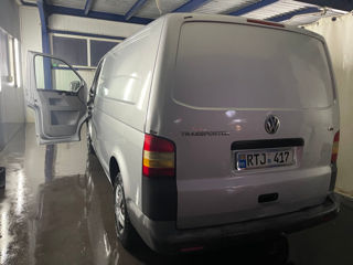 Volkswagen T 5 foto 4