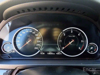 BMW 5 Series foto 7