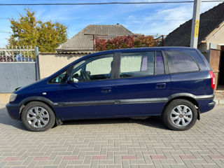 Opel Zafira foto 4