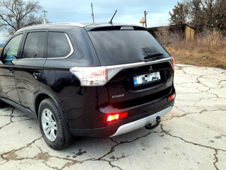 Mitsubishi Outlander foto 9