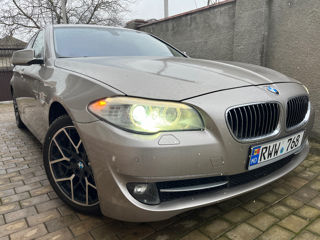 BMW 5 Series foto 2