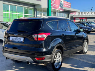 Ford Kuga foto 4