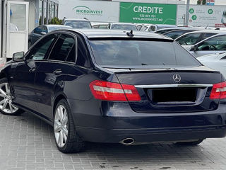 Mercedes E-Class foto 1