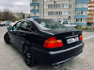 BMW 3 Series foto 8